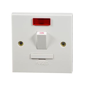 Q419 13A SPUR FUSE WITH NEON
