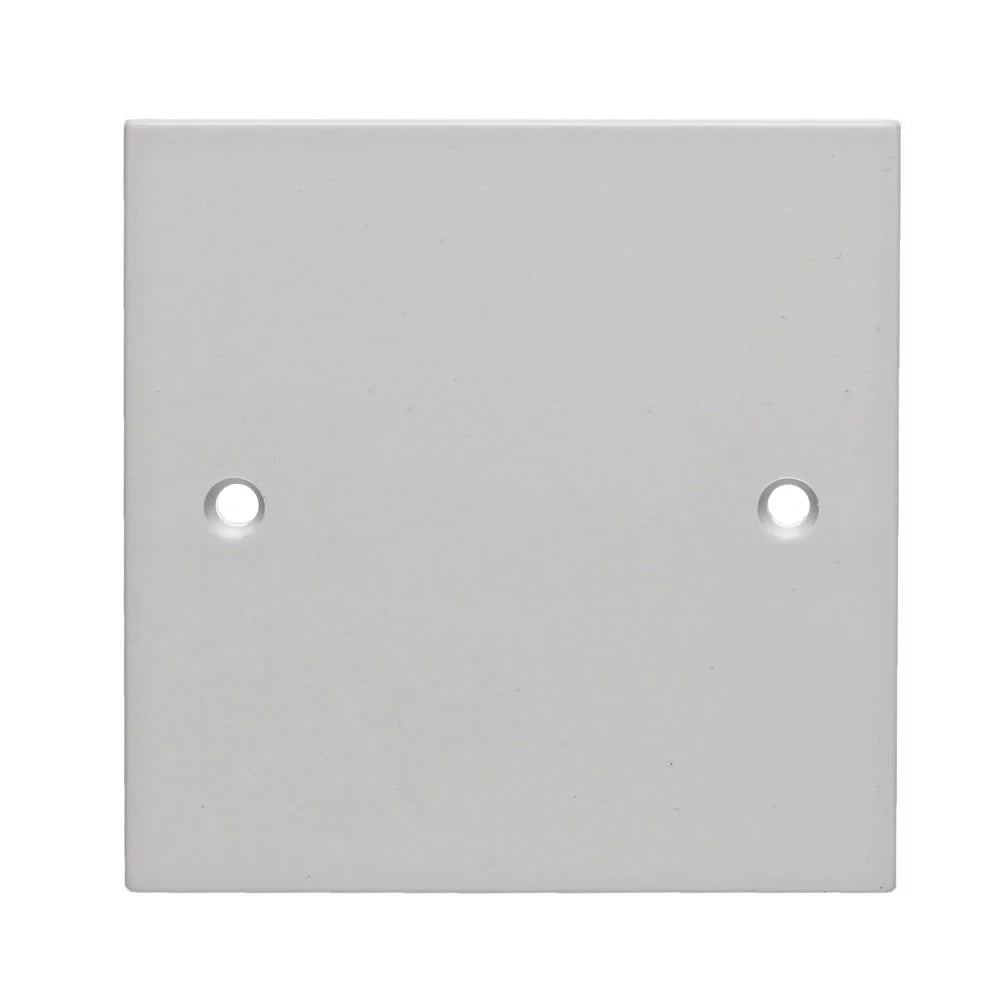 Q820 1 GANG PLATE BLANK