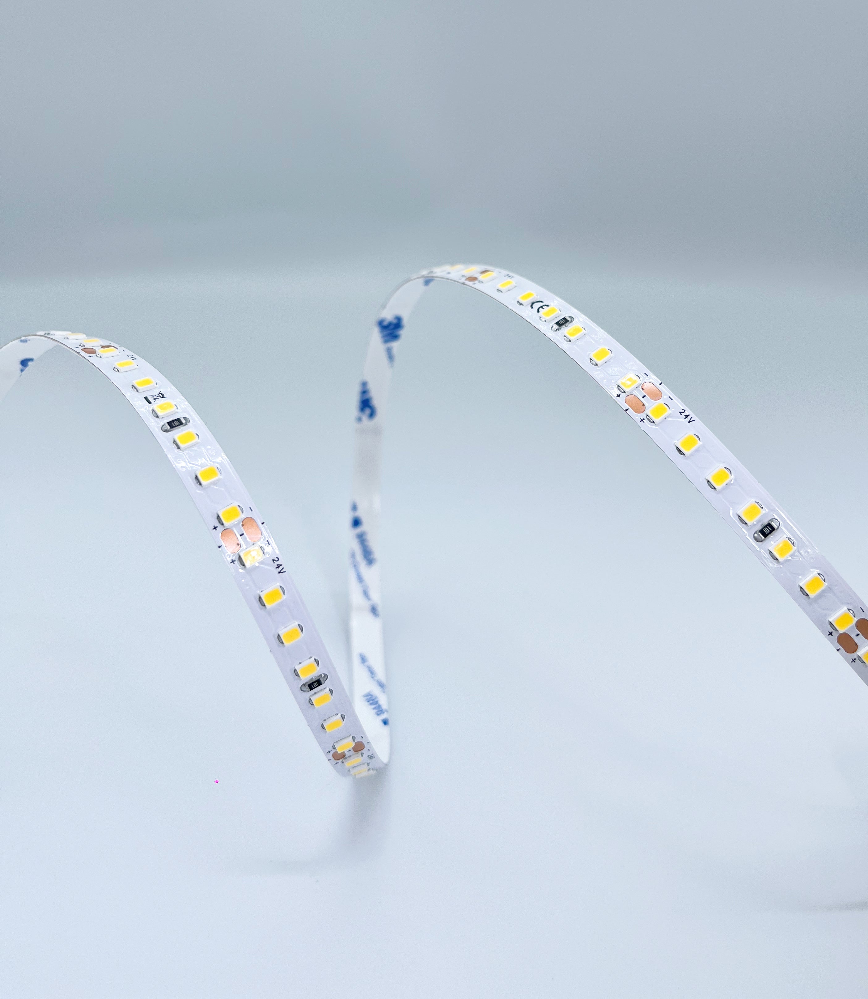 SMD-DC24V-12.5W/m-2835-8mm-140L-Ra>98